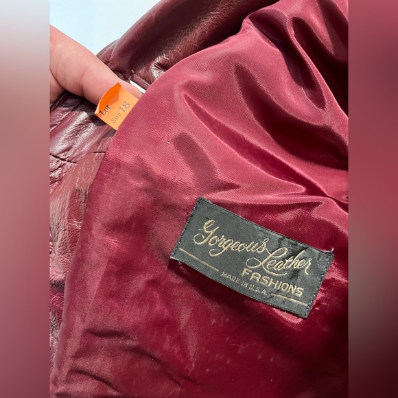 VTG 1970s Burgundy Leather Trench Coat - Picture 5 of 5